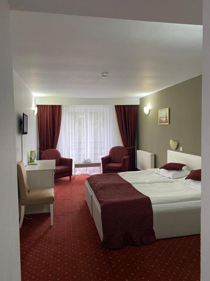 Hotel Miraj Poiana Brașov Zimmer foto