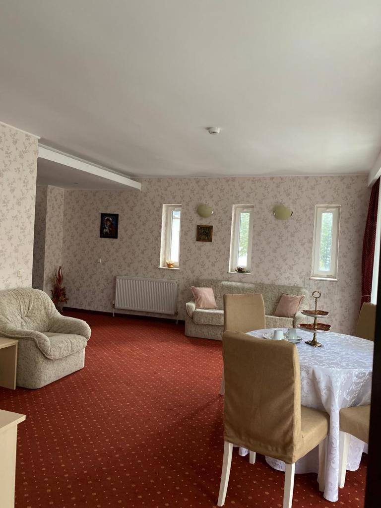 Hotel Miraj Poiana Brașov Zimmer foto